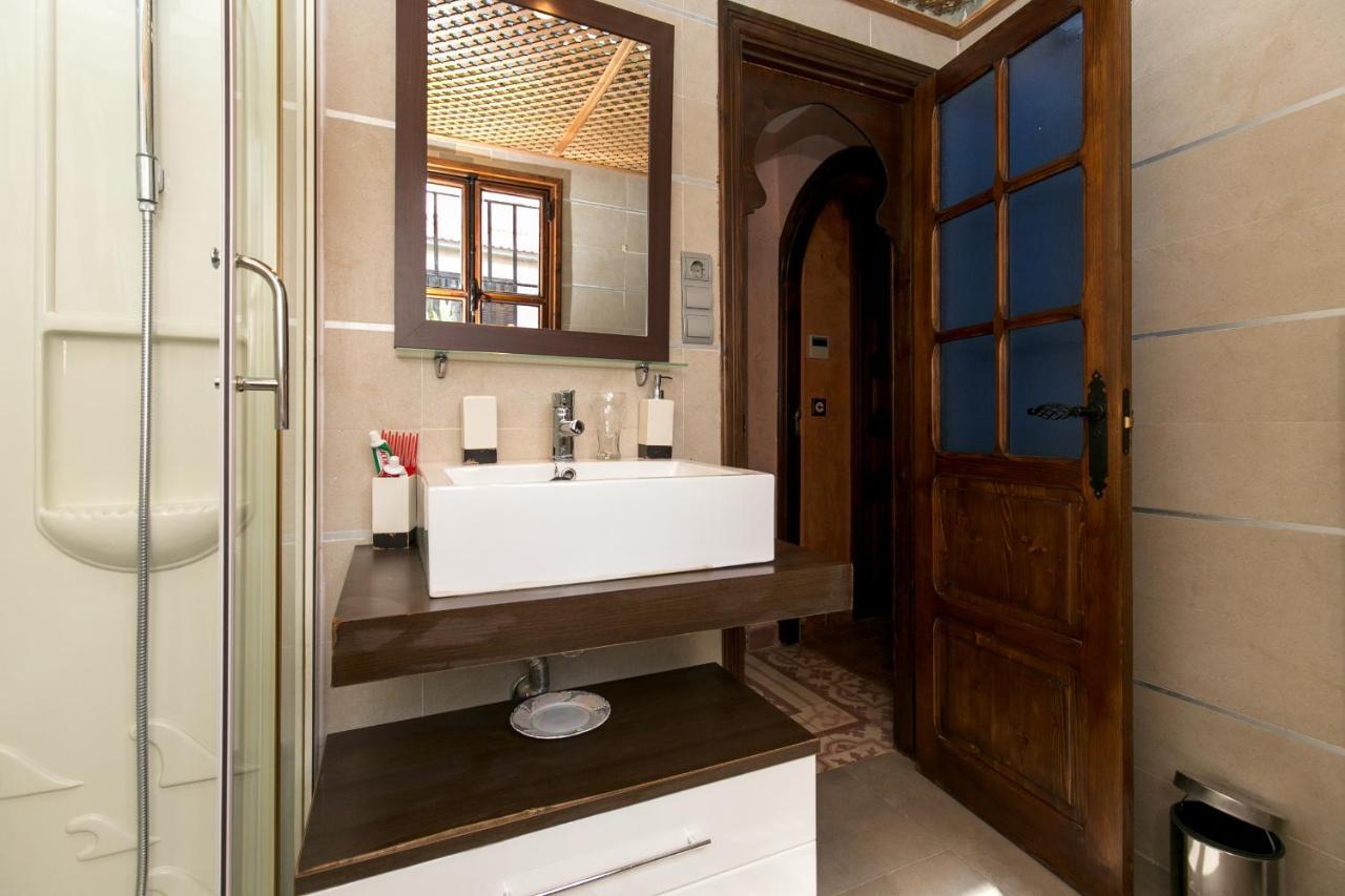 Charming Andalusian House - Free Parking Villa Granada Exterior photo